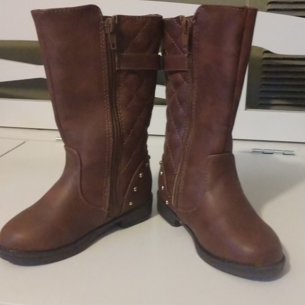 NWOT Little girl Boots